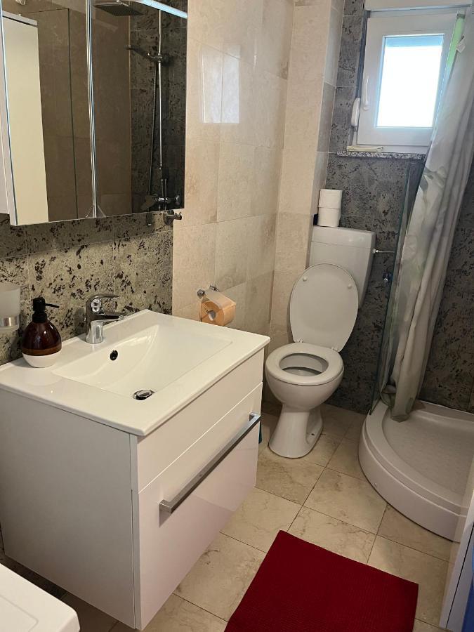 Apartmani Kristo 扎达尔 外观 照片